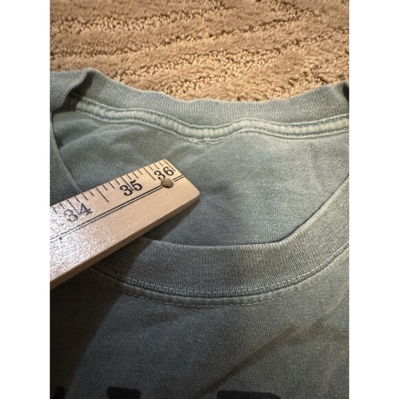 Eat It Raw Pin Up Girl Key West Men’s T-shirt No Size Tag See Measures - Picture 6 of 6